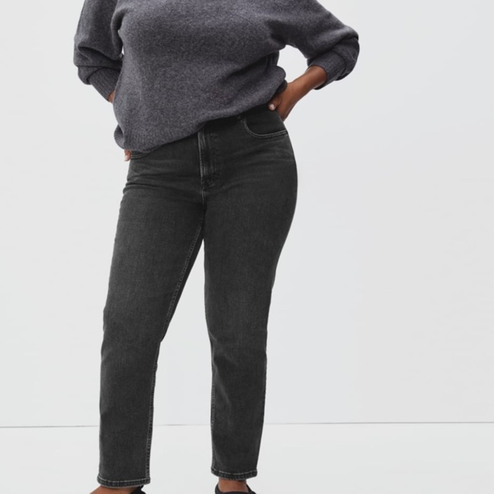 Everlane Women's Curvy Cheeky Jeans Black